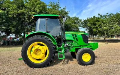 Tractor John Deere – TR 6110E TS AC